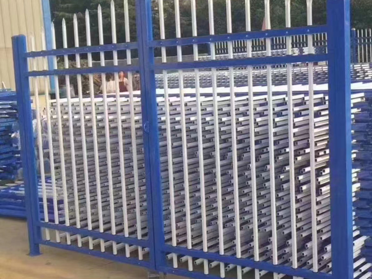 锌钢护栏的生产加工及特点